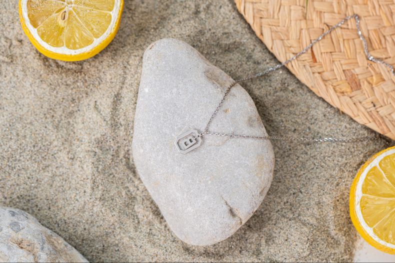 GRAV Letter Lock ARANY 14K Nyaklánc